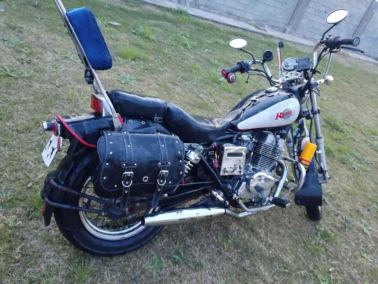 السلام عليكم هوندا ريبل مكينة 250سي سي الدراجة كاملة نكرة سلف بكل وقت اللمراوس أو  بيع السعر 750 المكان بغداد البياع اتصل ***********
