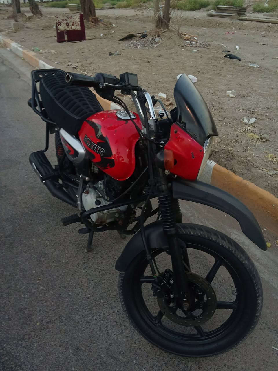السلام عليكم بوكسر موديل 22 اوراق كامله اصولي
مكينه ناعمه نكره سلف بأي وقت لانضوح ولاتبخير
رايدها ب 950مكاني بغداد الدولعي ***********
