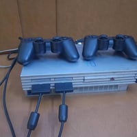 بلايستيشن 2 • نضيف • مع اغراضه