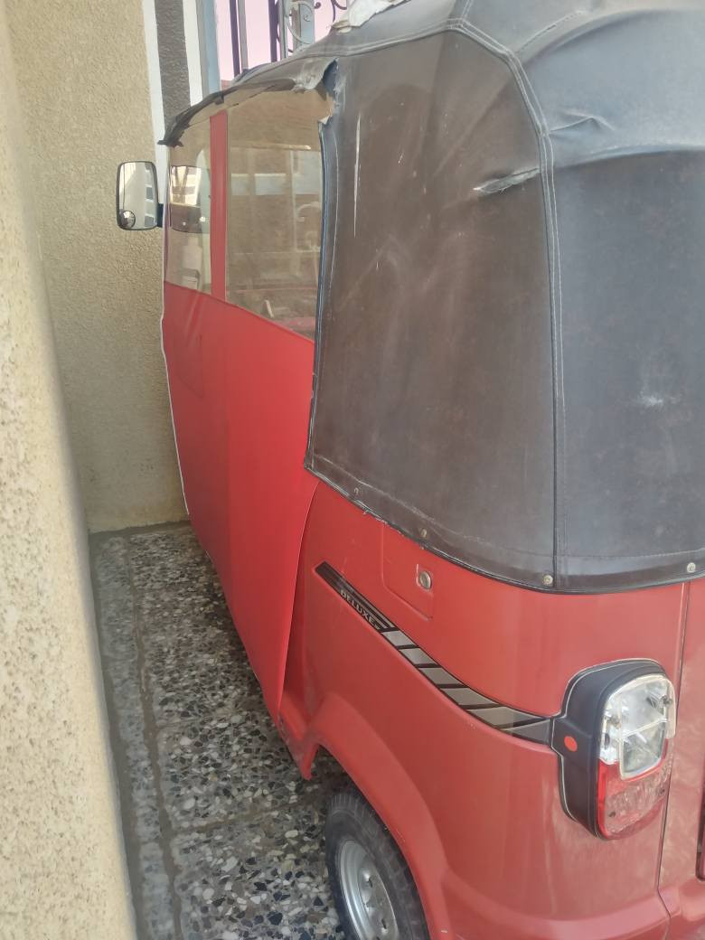 تكتك موديل ٢٠مرقم بسمي
بدون صبغ بدون ظربه
السعر ٥١٠٠
***********
العنوان كربلاء
