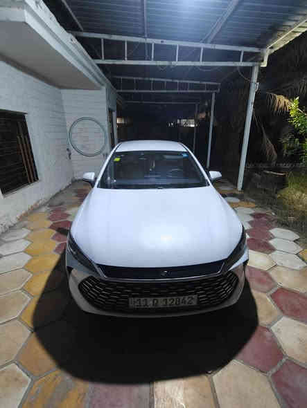 بي وايدي جن بلاص داخل ابيض  
موديل 2025  رقم بغداد داخل ابيض 
ماشيه 9500 كم قابل للزياده رقم بغداد 
السعر 19600  عنوان بغداد بسمايه ***********
