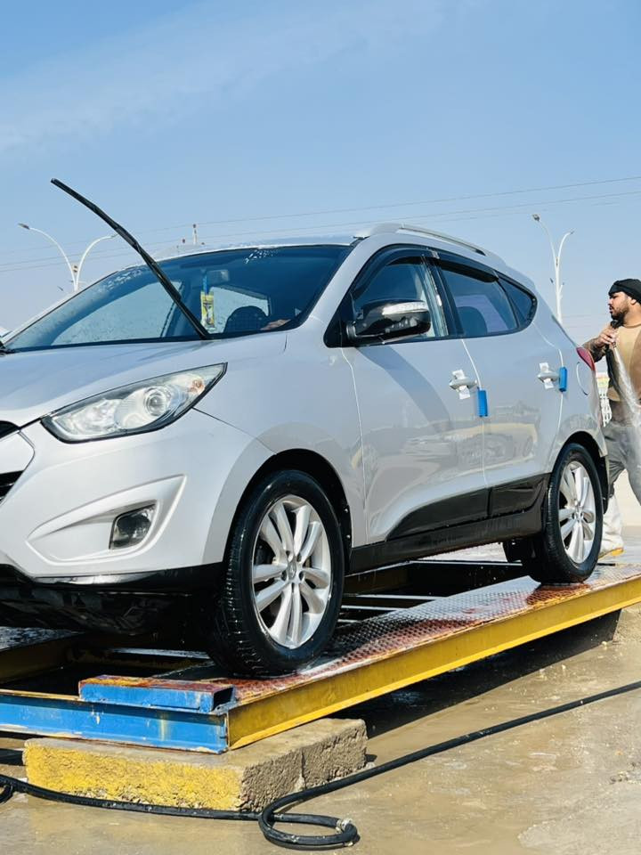 توسان 2014 فول مواصفات متوم عل شاصي طبق لأصل بصمه دخول ذكي مثبت سرعه تحديد مسار كلهن واحد عل واحد 
گاز المكينه الجبيره لمرغوب السعر 53 ورقه ترهم مراوي بأحسن حسب لأتفاق ***********واتساب اتصال
