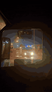 اسكانيا مؤديل ٢٠٠٢سياره جديد گئير مه كينه بشرط تانكي مغالوا تانكي 16000 *********** ***********
