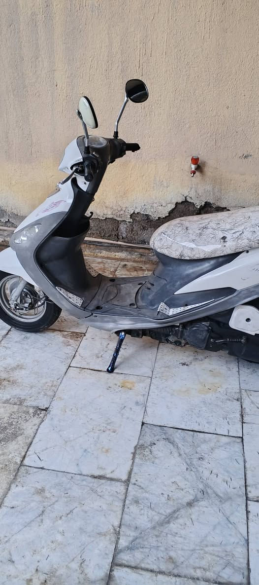 ماكس منغولي نظيفة مامفتوحة ب٦٠٠ وبيها مجال / منطقة الشموخ / ***********
