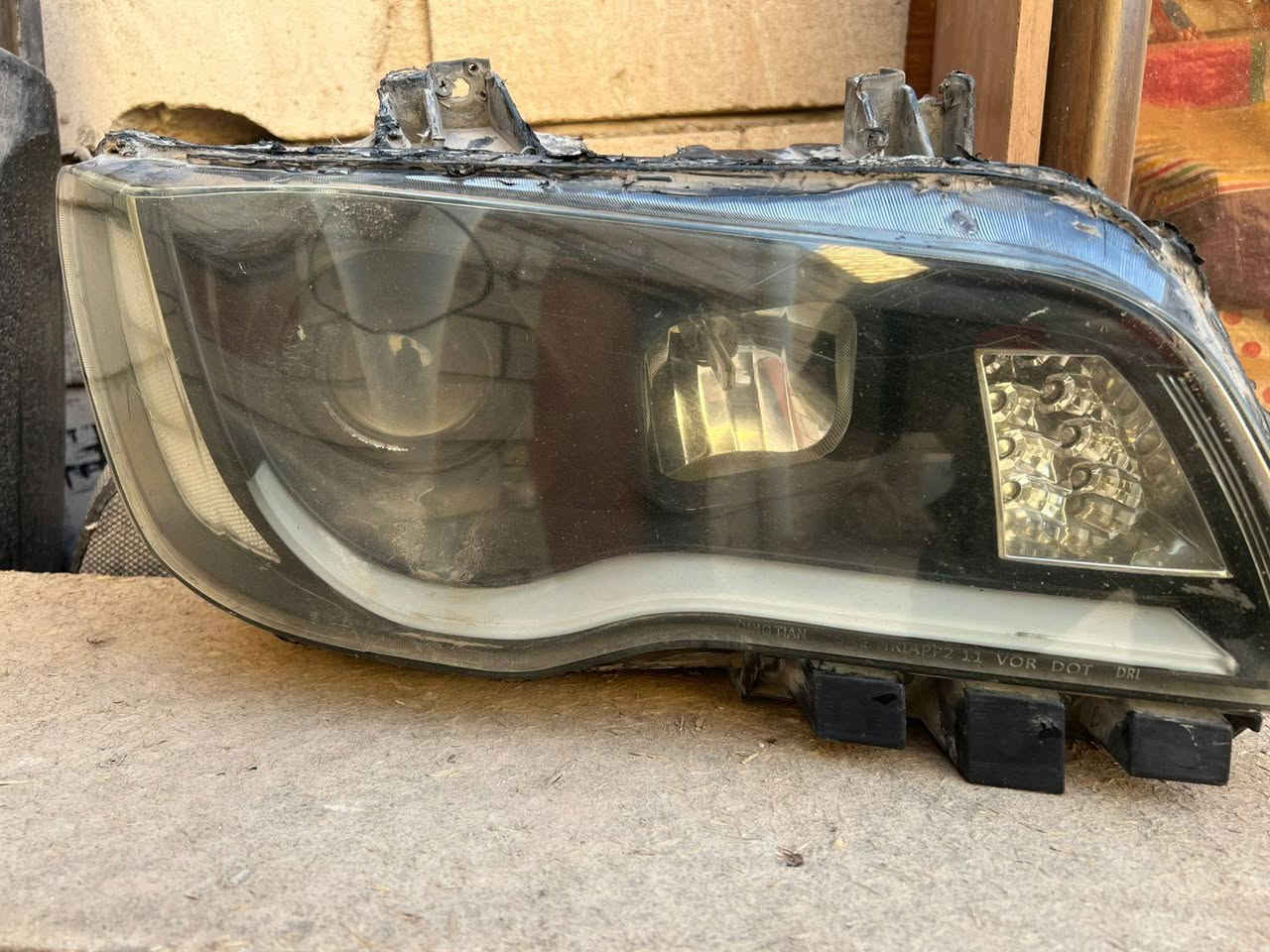 السلام عليكم إخوان بجم أوباما كامل نضيف بنيد+زوج جاملغات+شباك+لايت أصلي ابيع شلع 300 مكاني ناصريه مركز إتصال ***********
