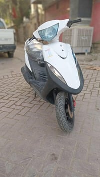 دراجه  للبيع دراجه شلعه معدل كهربائيات كلهه شغاله ختم واحد علمكينه درا...