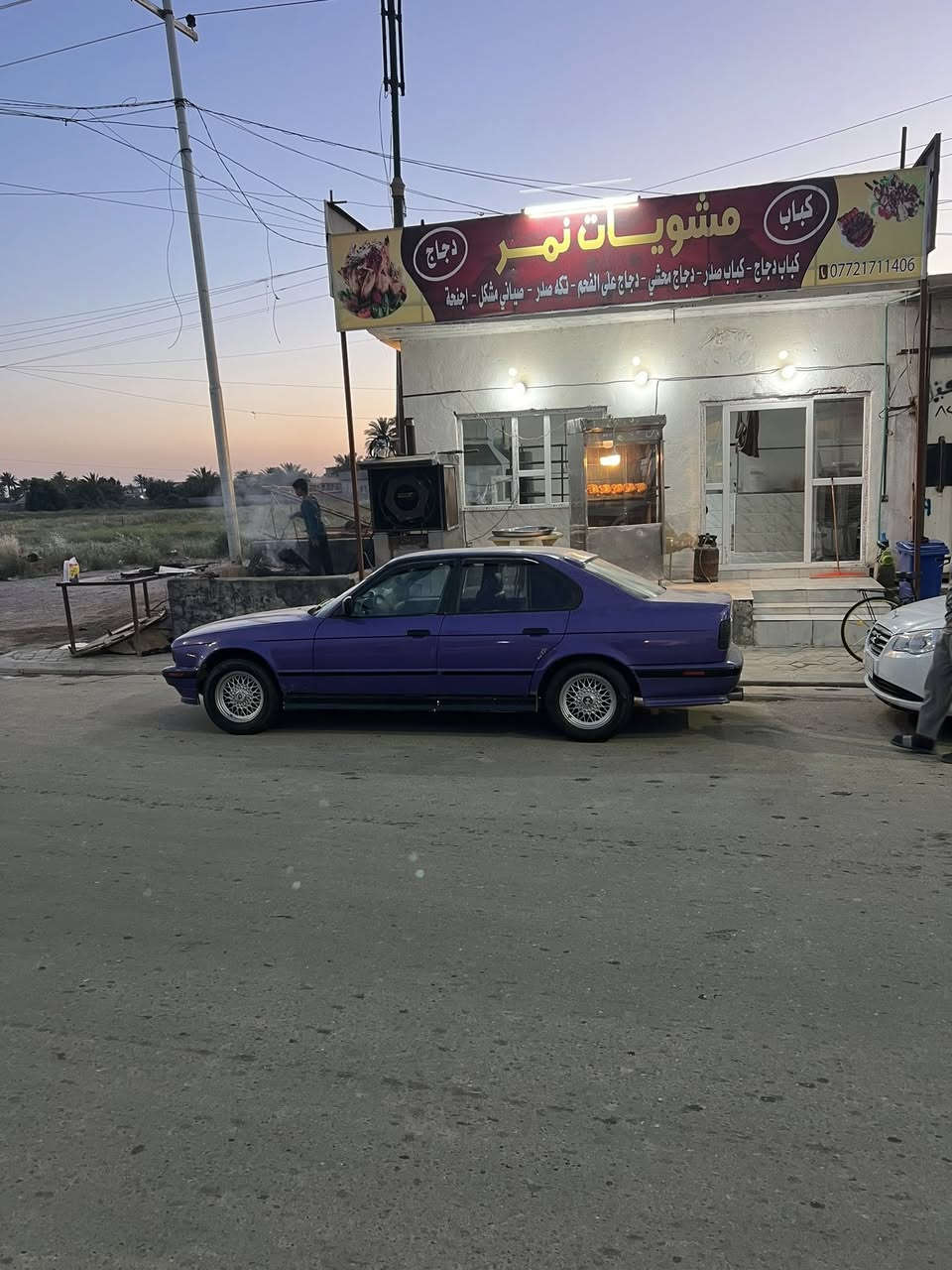 بي ام ٥٢٠ محرك ٥٢٥ مسكر فانوس بيه تبخير قليل
كير عادي      رقمها بغداد دولي بسمي شرط التحويل 
تبريد ثلج ❄️       مراوس اب ادوات هم يرهم 
تدفه نار 
صدر امامي بيه تعب      سعرها ٤٨ وبيها مجال 
                         اتصل خاص ماجاوب ***********
خلفي نظيف                        واتساب 🤳🏼☝🏼
زوج تواير جدد 
سلايت طكتين 
كهربايات كلها شغاله مبيها شي طافي 
كزوز رياضي او كاتم تحكم ريمون 
ويل خليه اصلي 

شفقه جام 
دعاميه خلفيه ام
