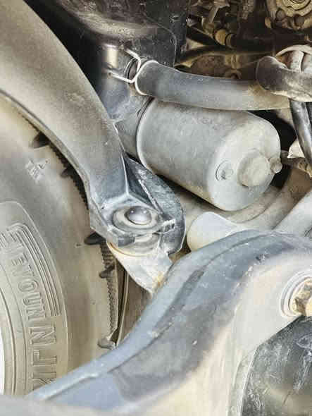 سلام عليكم بوليس لون احمر طماطي بلاد داخل رصاصي   بلاد دراجه  توهه طالعه من الرمبه صارلهه 18 يوم 
شرط نضافه فول 
الدراجه نوزل مو كابريته
وختم واحد كفر وداخل ومكينه 
وشرط المكينه ما مفتوحه تجي وتفحص وجيب وياك مصلح
الدراجه نهضه ومعدل فول 
كهربائيات شغاله 
ماشيه 22 الف بعدهه وكاله 
هورن شغال 
كلشي شغال بيهه 
تجي وتشوف 
السعر مليون و100وبيهه مجال
وما تحصل هيج نضافه وختم واحد وي المكينه
العنوان بصره قضاء الدير 
***********
