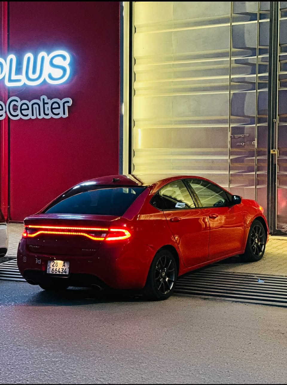 تم تخفيض السعر لغرض البيع
دوج دارت 16
محرك 2400 رقم نجف دولي 
محرك جديد تخم تاير جديد 
تدفئه تبريد كهربائيات كلها شغاله 
مواصفات الرالي السونار مرفق بالمنشور 
مكان السيارة الديوانية 
السعر 80 
الاستفسار ***********
