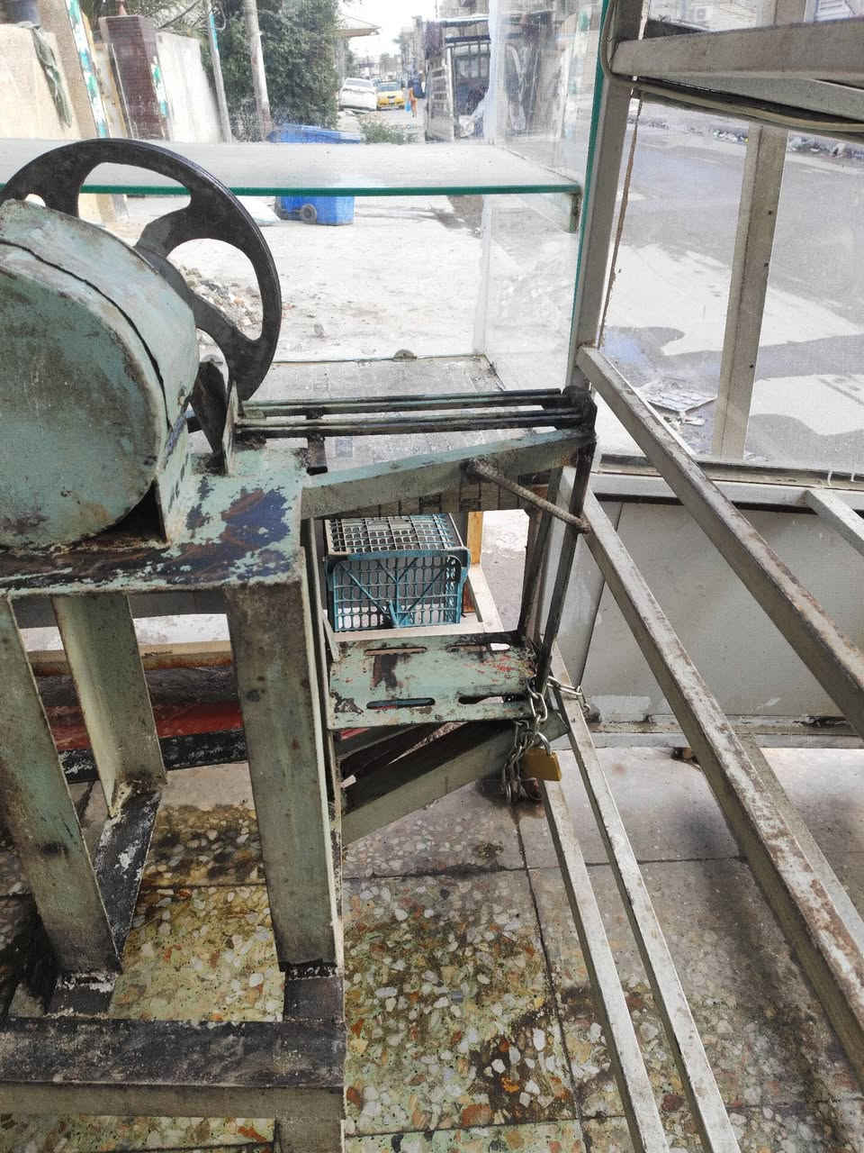 عجانه للبيع ام جيس نضيفه لجدر سوري 
*********** سعرها 350
