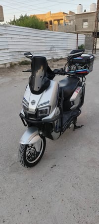 ساعقه 2025 الاصليه بيها كسر زغير بالكفر الجوه واضح السعر 750ترهم مراوس...