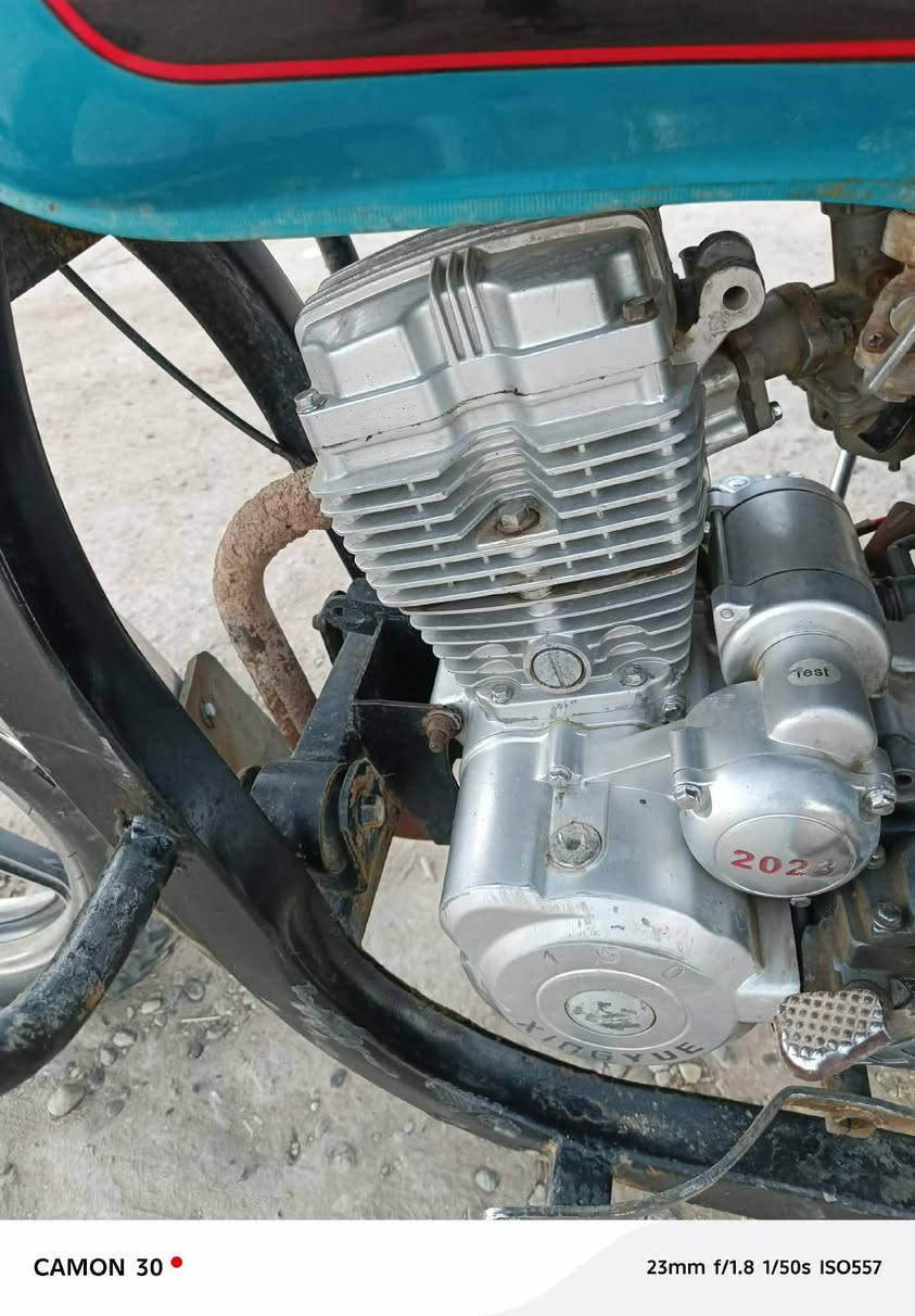 السلام عليكم شباب ستوته للبيع موديل 2020 محرك 2023 ستوته مقفوله كفاله عامه اوراق اصولي معرض بلال السعر خاص شراي يتصل مكان بابل الكفل ***********
1500 وبيها مجال
