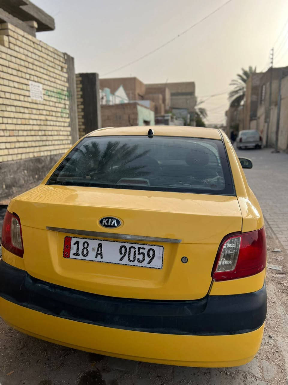 ياالله 
كيه ريو مديل 2008

وارد امريكي
سياره مصبوغه صبغه جديده 
مكينه مبدله جديده 
رقم انكليزي جديد 
حداديه نضيفه
مصفره هيئه وغرامات 
سياره جاهزه مابيه اي نقص

السعر 70 وبيه مجال حك الحيه
مكاني كربلاء الحر 
***********
