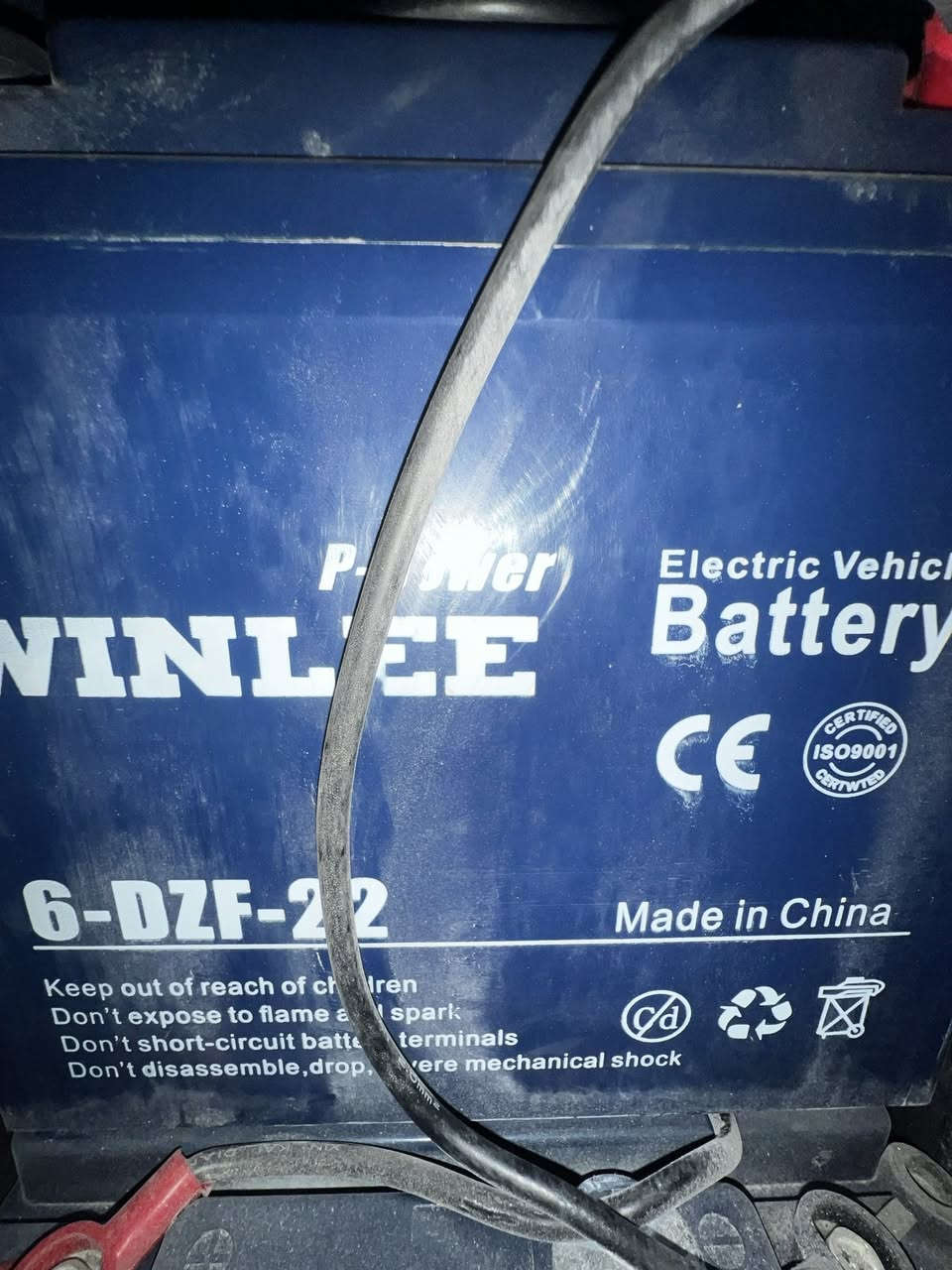 ار 9 للبيع نضيفة صارلها اقل السنة عندي خمس بطاريات مو اربعة بريك دسك ضوة عالي ناصي رماش ستاند تلفون وضع بارك بيها اربع نمر وبيها بك ترجع ليورة سويجات ثنين وبصمة وكارت نضيفة ماطالعة مكانات بعيدة 
سعرها 450 بيها مجال 
مكاني قرب جزيرة بغداد 
***********
