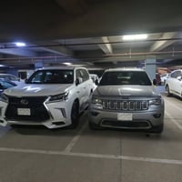 جيب بلاك توب مواصفات معروفه السعر 185 موديل 18حادثه بسيط ومرفق مع سونا...