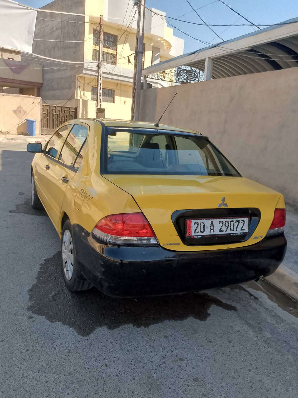 السلام عليكم للبيع لانسر موديل 10سياره مكفوله كير محرك. تبريد تدفه سنويه 30 رقم ديالى انكليزي سعر 75وبيه مجال سياره بدون ظرر مكاني بلدروز ***********
