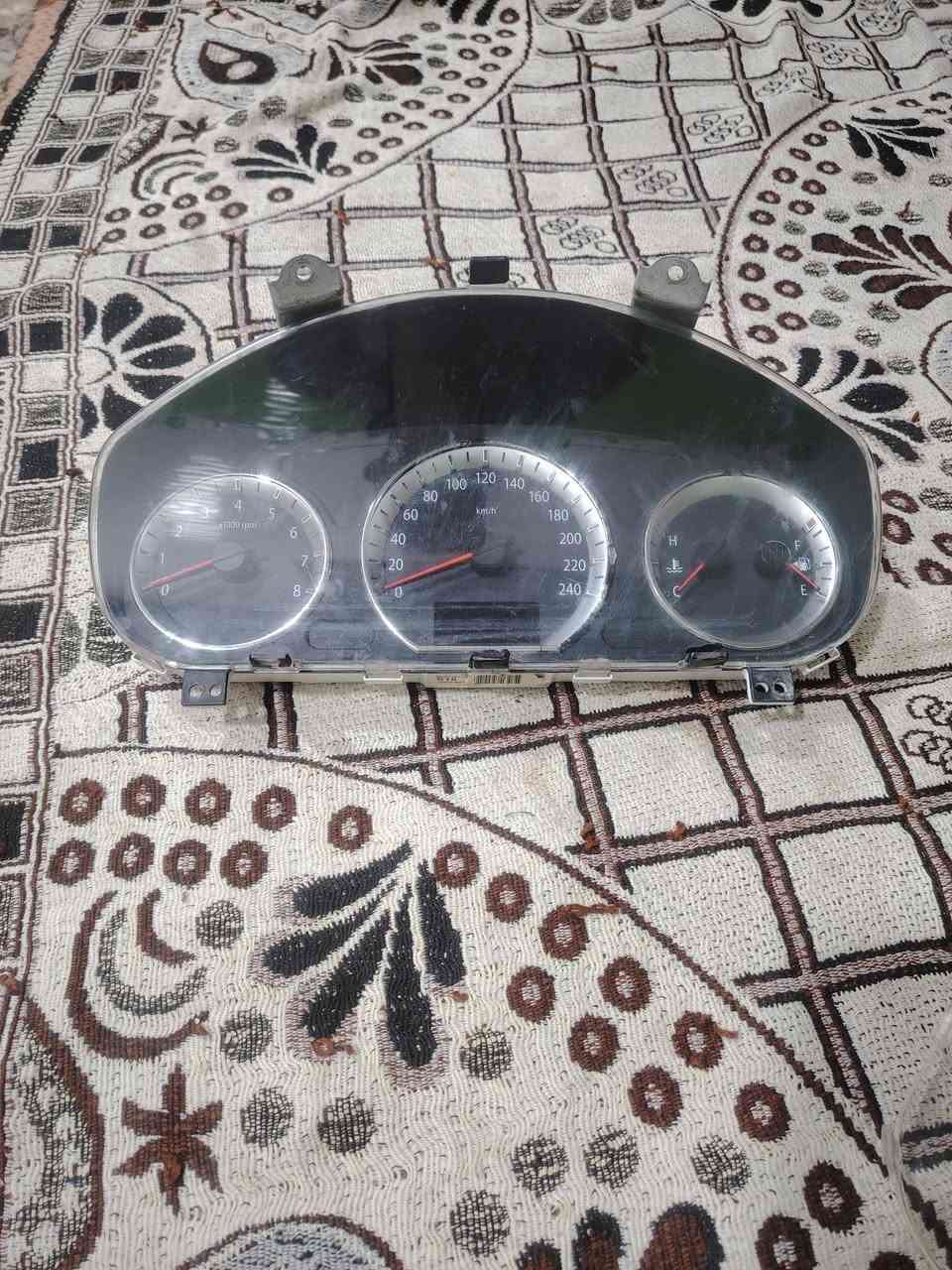 سلام عليكم كيجات سوناته موديل 9 خليجي والثاني مال وبتيمه موديل 8 السعر الواحد 85 المكان كربلاء طوريج هاذه رقمي ***********
