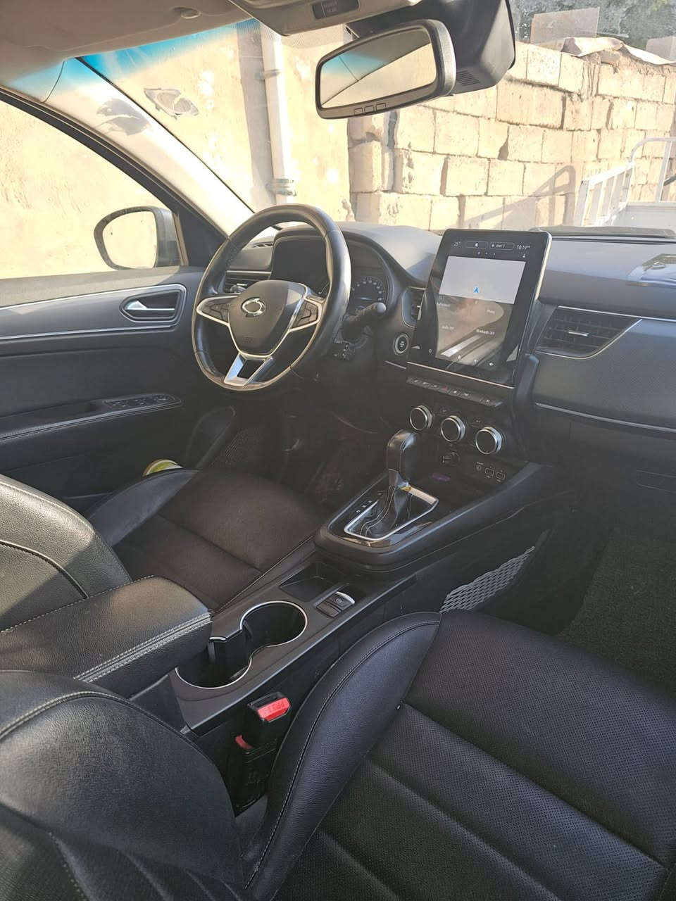 السلام عليكم  بيع او مراوس
رينو سامسونك XM3.   2022 
فول عدة البنراما

السيارة حادثها بسيط جدا بدون صبغ 

بدون تبديل.   مكينة كير حدادية كله جديد 

ماشية 47 الف كيلو وارد كوري 

مداور مباشرتا 

مكاني النجف الرضوية 

السعر 130 ورقة وبيها مجال  

رقمي ***********
