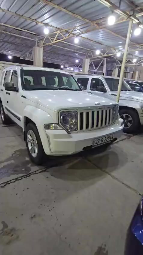 جيب ليبرتي موديل 2012
خـلـيـجـي شركة نيڤا كفاله عامه 
فول مواصفات فتحه سقف تحكم ستيرن كروز سرعه فور ويل اوتو شاشه جبيره قلاب سماعه دمام 
كامره خلفيه حساسات قماره شامو داخل نضيف 100٪ سياره على وضع شركه مابيها نقص ابد محرك وكير وحداديه وتخم تاير جديد نصبتها احله من صور رقم اربيل دولي جديد هزه جديده تحويل وكاله حاضر مكان السياره البصرة 
السعر 120 وبيها مجال للشراي


**إذا كنت صاحب هذا الإعلان وتريد حذفه لأي سبب، رجاءا أرسل رسالة إلى الدعم الفني**