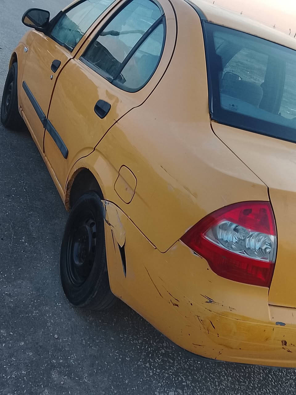 طيبه موديل 2015 مكينه وكير وشواصي تبريد شغال سنويه تفاصيل راعيه ماواصله غرامات ماعليه  حداديه اماميه خلفيه بدون تحويل اتعهدلك سرقه وطلب وعشائر مكان بابل محاويل السعر 18وبيه مجال حك الجيه ***********
