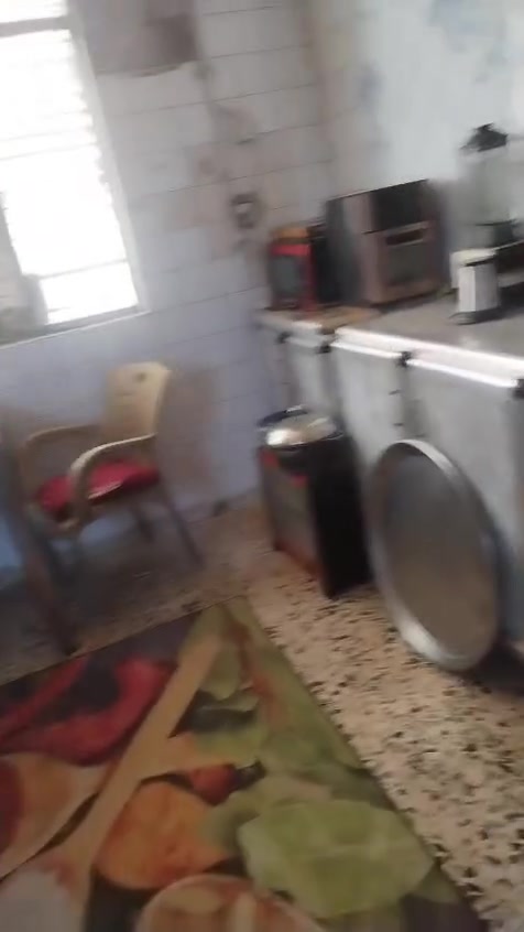 للبيع نظيف للاستفسار خاص المكان كوفه


**إذا كنت صاحب هذا الإعلان وتريد حذفه لأي سبب، رجاءا أرسل رسالة إلى الدعم الفني**