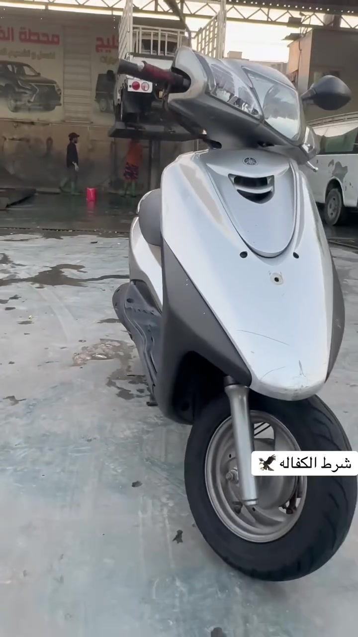 دراجه بريز بغبغاء لبيع دراجه مال رمبه مو مال شارع كفاله عامه من كلشي عنواني مدينه الصدر 
السعر ٩٠٠ مو شراي لا يتصل ولا يتعبني  ***********
