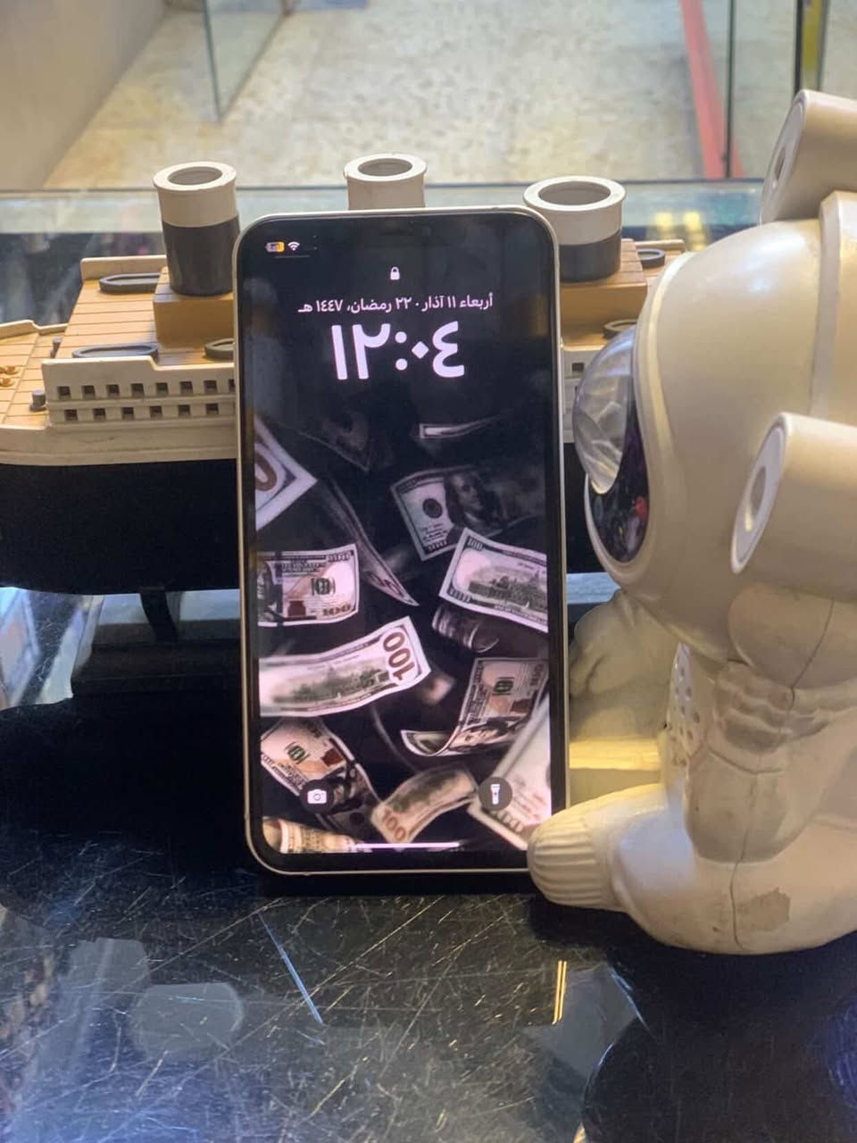 سلام عليكم اكس ماكس محور ١٧
جهاز حلو ونضيف مبدل بس بطاريه وبصمت لوجه مشكله وسيمكارت بتحديث وكف يمكن ينرادله ترسيت بطاريه ٨٨ 
منلخير جهاز نطيحة ليفيدة ١٢٥ قفل 
*********** واتساب
