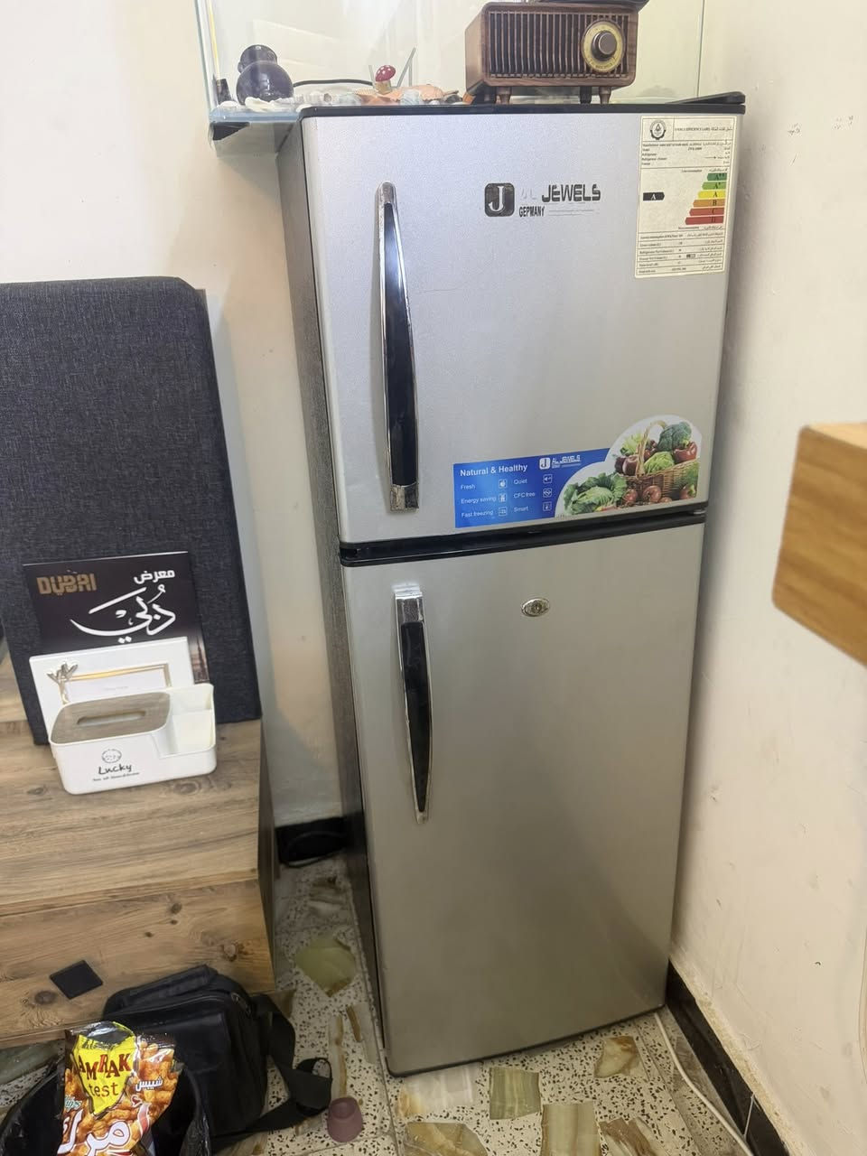 غراض بيت للبيع كلهن نضيفات الغرفه قبل شهر شتريتها ب ٨٥٠ ويه لدوشك ابيع ب٥٥٠ لبقيه الغراض موجود ع ماسنجر 💕***********
