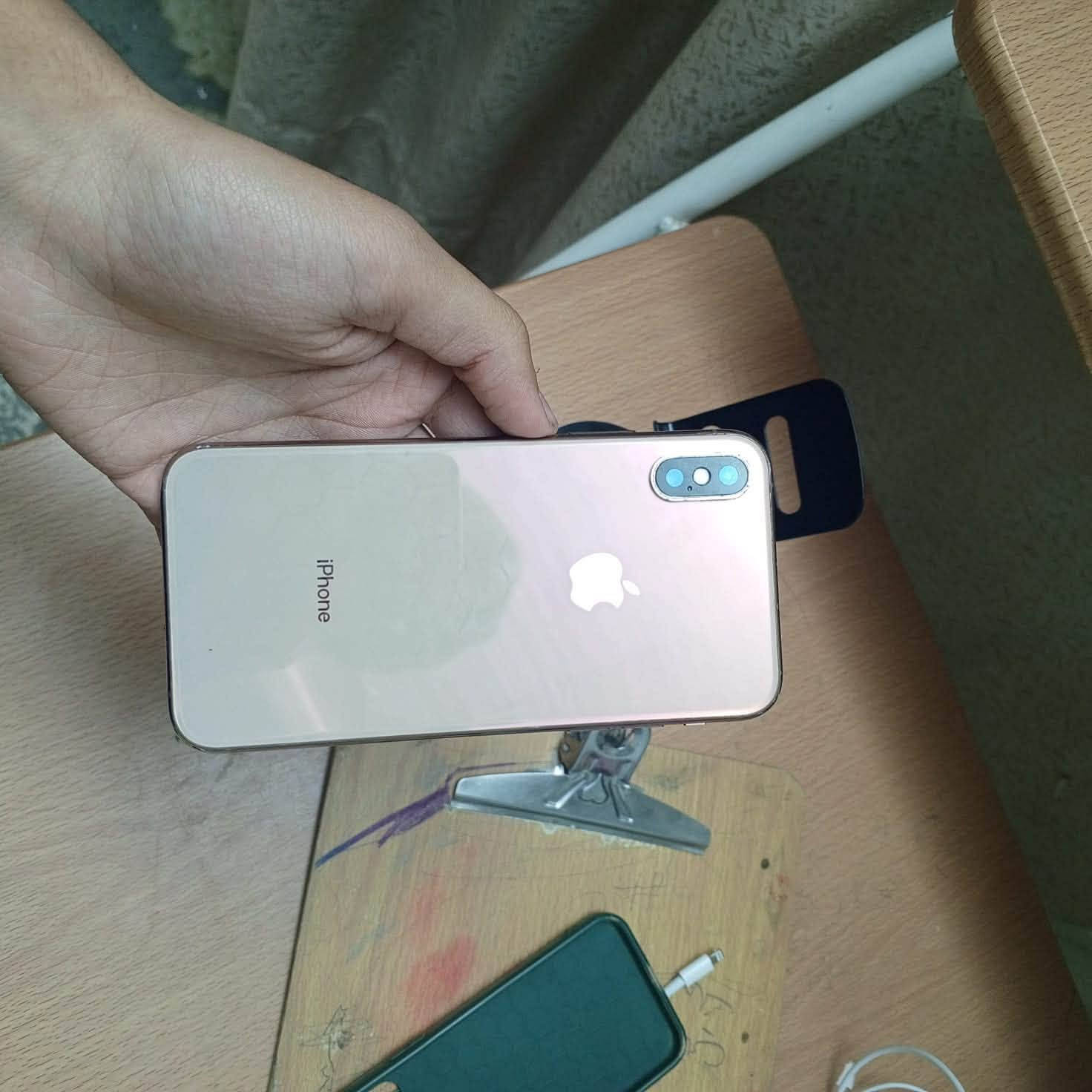 آيفون xs بطاريه ٨٥  اصليه ما بدله مبدل شاشه مثل ما موضح ألوانها تخبل ومبدل ضهر بي بعض الخدوش ما ويا ملحقات الجهاز كله شغال ذاكره ٢٥٦
و الكامرات كلها شغاله و بوضوح بس الاماميه بيها غبااااااار يعني تنضيف ب ٥ او اقل تشغل ما بيها شي أصلاً ما مأثر ؏ التصوير بس الي يريد ينضفها  سعره ١٨٠ ألف قفللللل الشراي يراسلني تليكرام (@D8ES0) مكاني بصره الزبير بترو السكن ؏ طريق سفان


**إذا كنت صاحب هذا الإعلان وتريد حذفه لأي سبب، رجاءا أرسل رسالة إلى الدعم الفني**