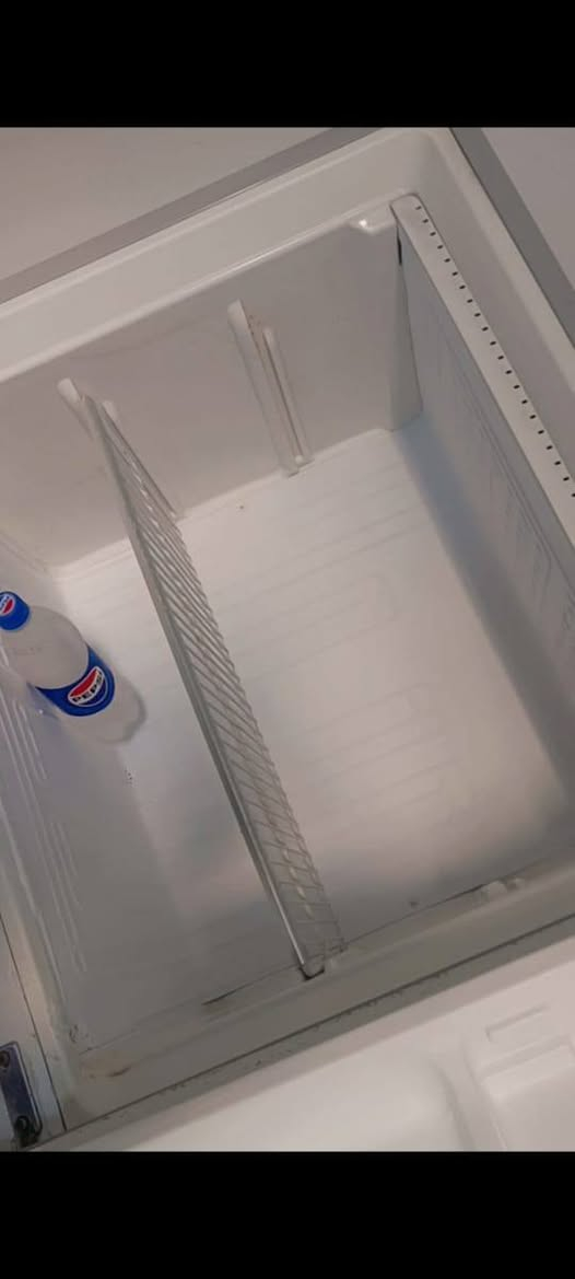 للبيع ثلاجه 28قدم نظيفه ما داخل تصليح 
مراسله على واتساب ***********
