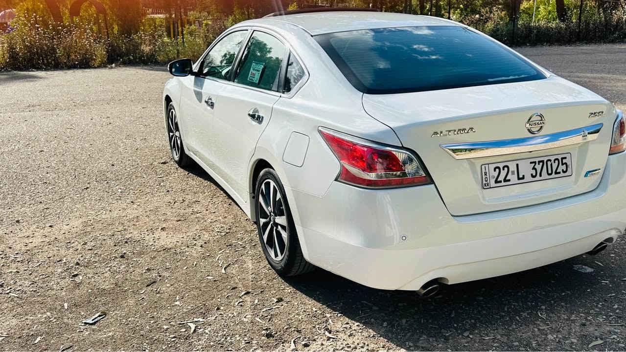 نيسان التيما 2014 خليجي 

ماشيه 158 الف حقيقي 

SL فول مواصفات سلايت تبريد بيانو قطعتين تبريد 
صدر امامي خلفي لوك شرط كير مكينه دهن كير جديد 

تايرات تخم برجستون لوك 

بيهه جاملغ واحد فقط صبغ صفحه سكن امامي اثر شخط بدون ضربه 

رقم و سنويه جديد ثاني يوم تحويل وكاله 

عنوان السياره ديالى خانقين 

***********
سعر 125 بي مجال حك الجيه خناقين, ديالى
