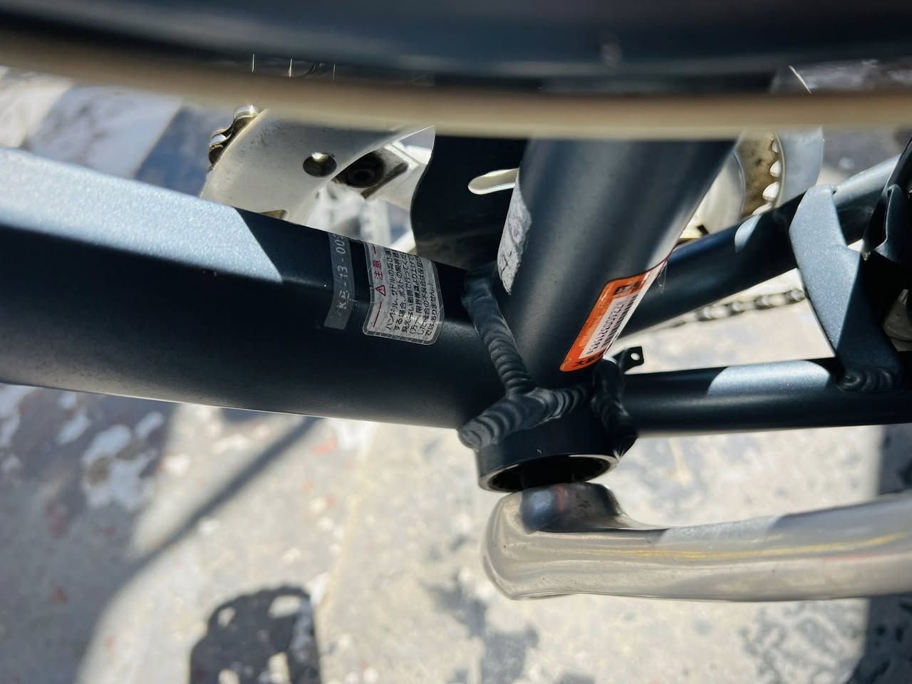 سلام عليكم شباب عندي هذا بايسكل ياباني اصلي الحجم 26 المنيوم بل كامل ختم واحد شيمانو نضيف جداً السعر 110 وبي مجال ان شاءالله العنوان بغداد


**إذا كنت صاحب هذا الإعلان وتريد حذفه لأي سبب، رجاءا أرسل رسالة إلى الدعم الفني**