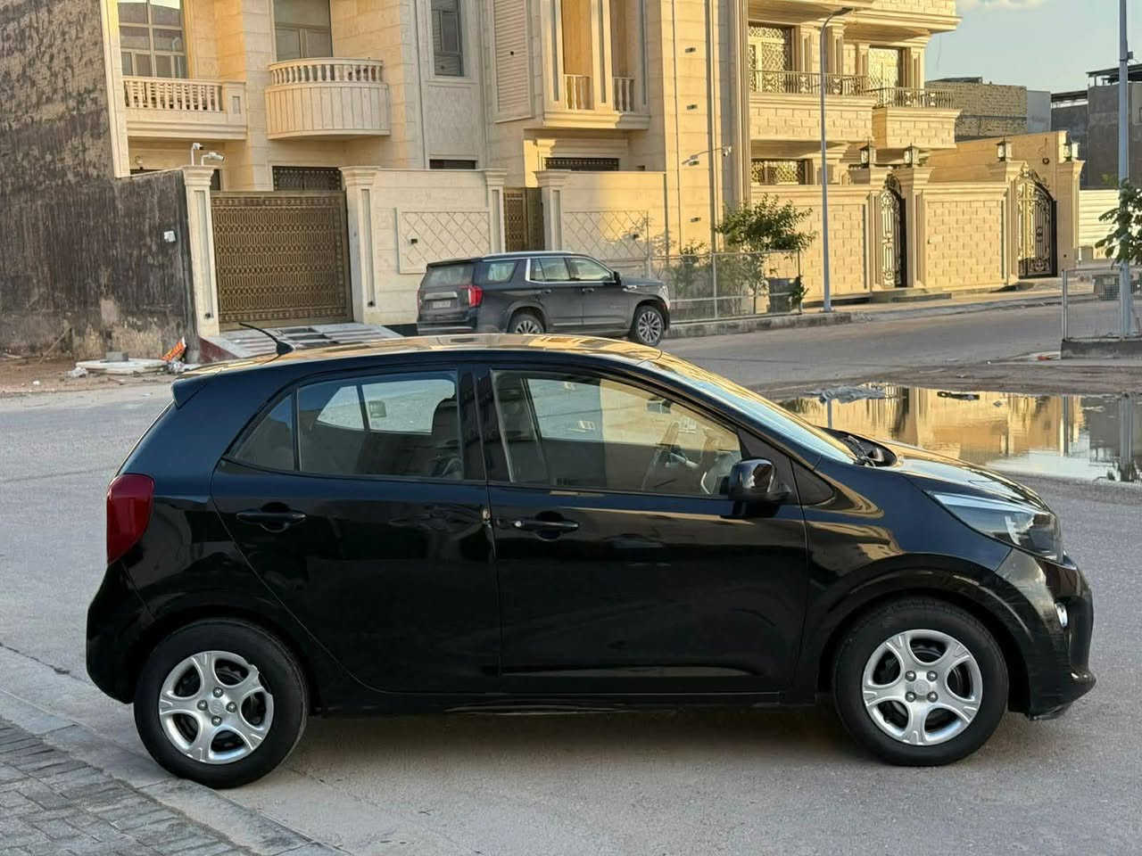 السلام عليكم
كيا بيكانتو 2020 
رقم بغداد بسمي سنويه ورقام وهزه جدد(مشروع وطني تتحول من بصره
. خليجي. محرك 1400 دوش. ماشيه 45 كيلو. شاشه كامره حساس تحكم ستيرن قطعه وحده صبغ.  جاهزه السياره تبريد كير محرك حداديه تايرات. 
مكاني بصره
شراي يخابر


**إذا كنت صاحب هذا الإعلان وتريد حذفه لأي سبب، رجاءا أرسل رسالة إلى الدعم الفني**