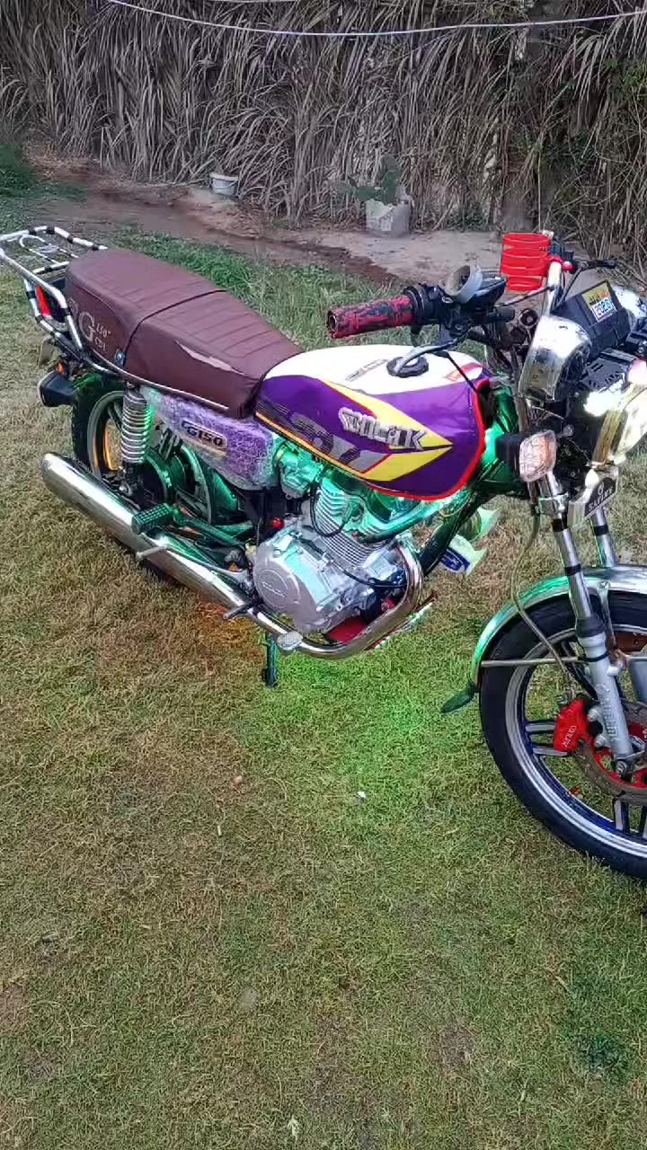 يا الله السلام عليكم دراجه سيفان موديل 2023اوراق مكفوله كفاله عامه كله شغال مكينه ممفتوحه اليريده يتفضل خاص او يتصل ع الرقم *********** السعر 650 وبيه مجال شي بسيط
