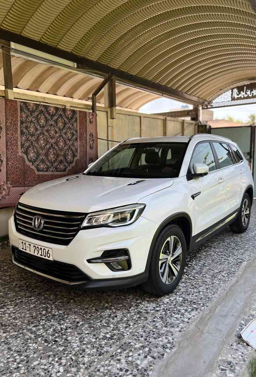 شانجان Cs75 موديل 2019
رقم بغداد انكليزي تحويل مباشر 
السيارة حلوة مابيهه اي نقص ماشية 78 الف 

المواصفات فول 1/1 
محرك 1800 تيربو 
ناقل حركه ( گير ) 6 سرعات 
بصمة تشغيل وابواب 
فتحة سقف بانوراما بالكامل 
متعددة وضعيات وانظمة القيادة 
شاشة ذكيه متعددة الاستخدام 
كاميرا خلفية دوارة وحساسات 360 درجة 
كشنات جلد مقعد السائق كهرباء وتبريد بالكشنات 
تبريد امامي خلفي وثلاجه 
سايد بريك بصمة 
مري شفط وهيتر واشاير بالمري 
وبعد مواصفات 

السعر : 117 $ 
الهاتف : ***********
