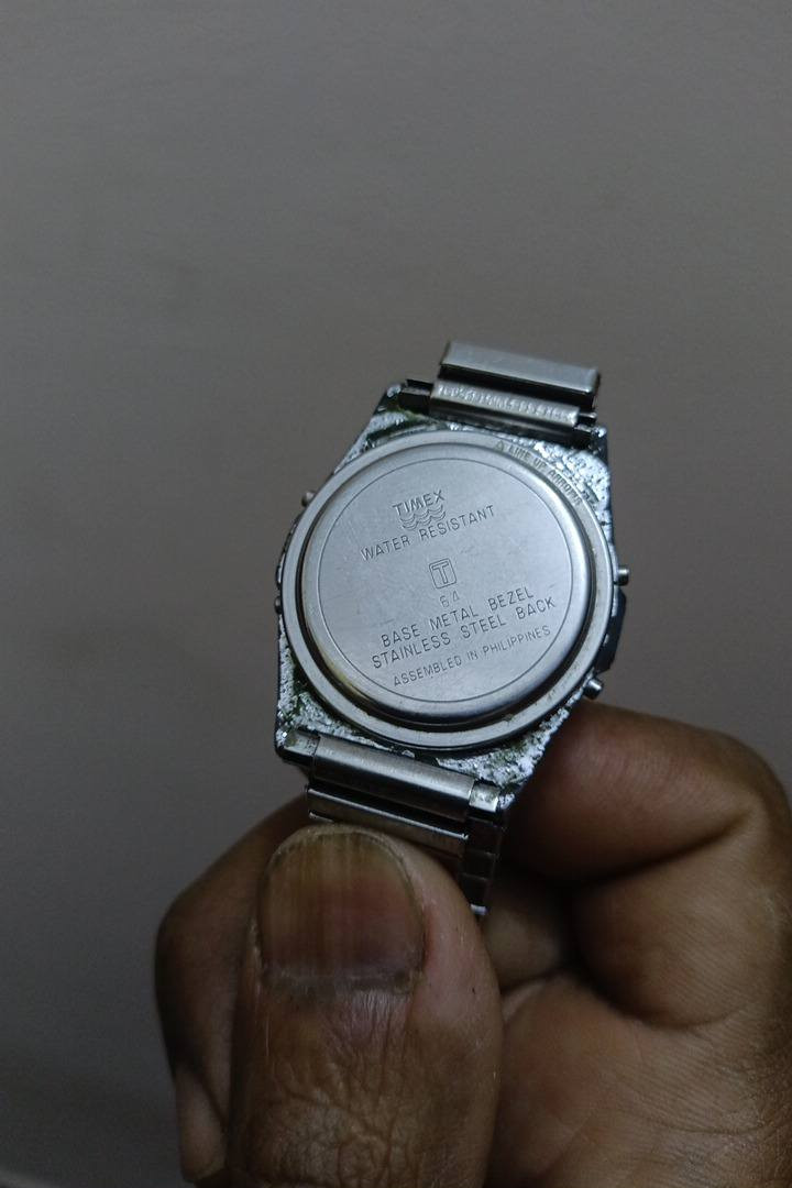 ساعه تايمكس إلكتروني ماعندي نوع باتره مالته  فحته تشتغل فيديو موضح بيه شغلها سعر 10 الاف


**إذا كنت صاحب هذا الإعلان وتريد حذفه لأي سبب، رجاءا أرسل رسالة إلى الدعم الفني**