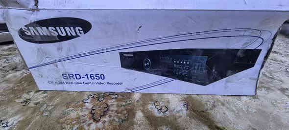 DVR  سامسونك كاميرات المراقبه
جهازين دي في ار نوع سامسونك
يسجل ع قرص DVD ونفس الوقت يسجل ع هارد
يدعم كاميرات عدد 8 من دون هارد
تدعم ال PTZ والIP  
مواصفاتهن بالصور اغراض كامله
اعلى سعر ابيع
بغداد_مدينة الصدر_***********
