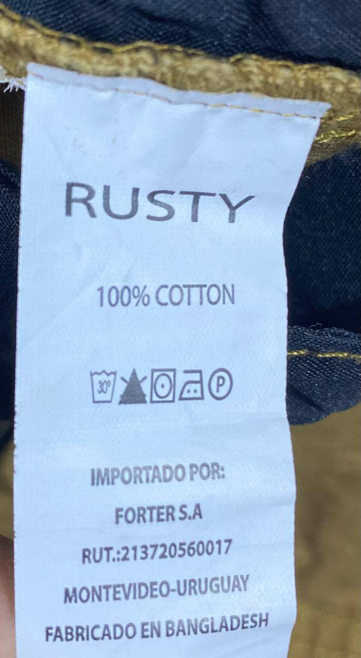 شورت كارجو اصلي وكالة 

من البراند العالمي ( RUSTY )

​الخامة: قطن 100% (تويل ثقيل ومتين جداً)

​القياس: 38 

​اللون: خردلي / بيجي مميز (سهل التنسيق)

​القصة: مريحة وعملية بجيوب جانبية وخلفية

​السعر 25 الف مع التوصيل


**إذا كنت صاحب هذا الإعلان وتريد حذفه لأي سبب، رجاءا أرسل رسالة إلى الدعم الفني**