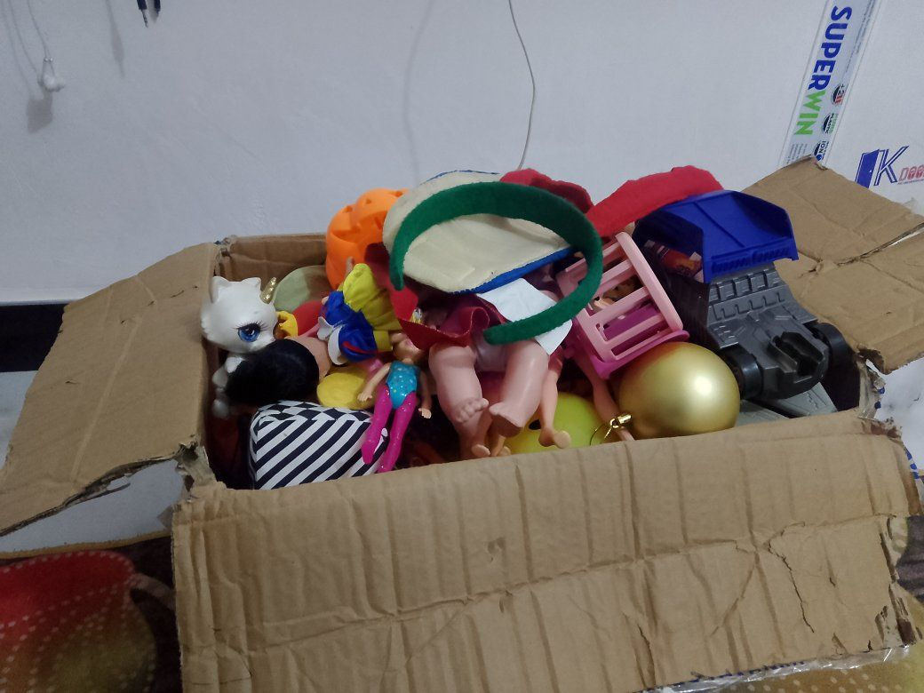 اخوان عندي شلعة مال العاب ومجسمات 
عدد كلش هواي ماشتغل بيهن اللي يحب يشتري يتفضل خاص ادزله صور وتفاصيل


**إذا كنت صاحب هذا الإعلان وتريد حذفه لأي سبب، رجاءا أرسل رسالة إلى الدعم الفني**