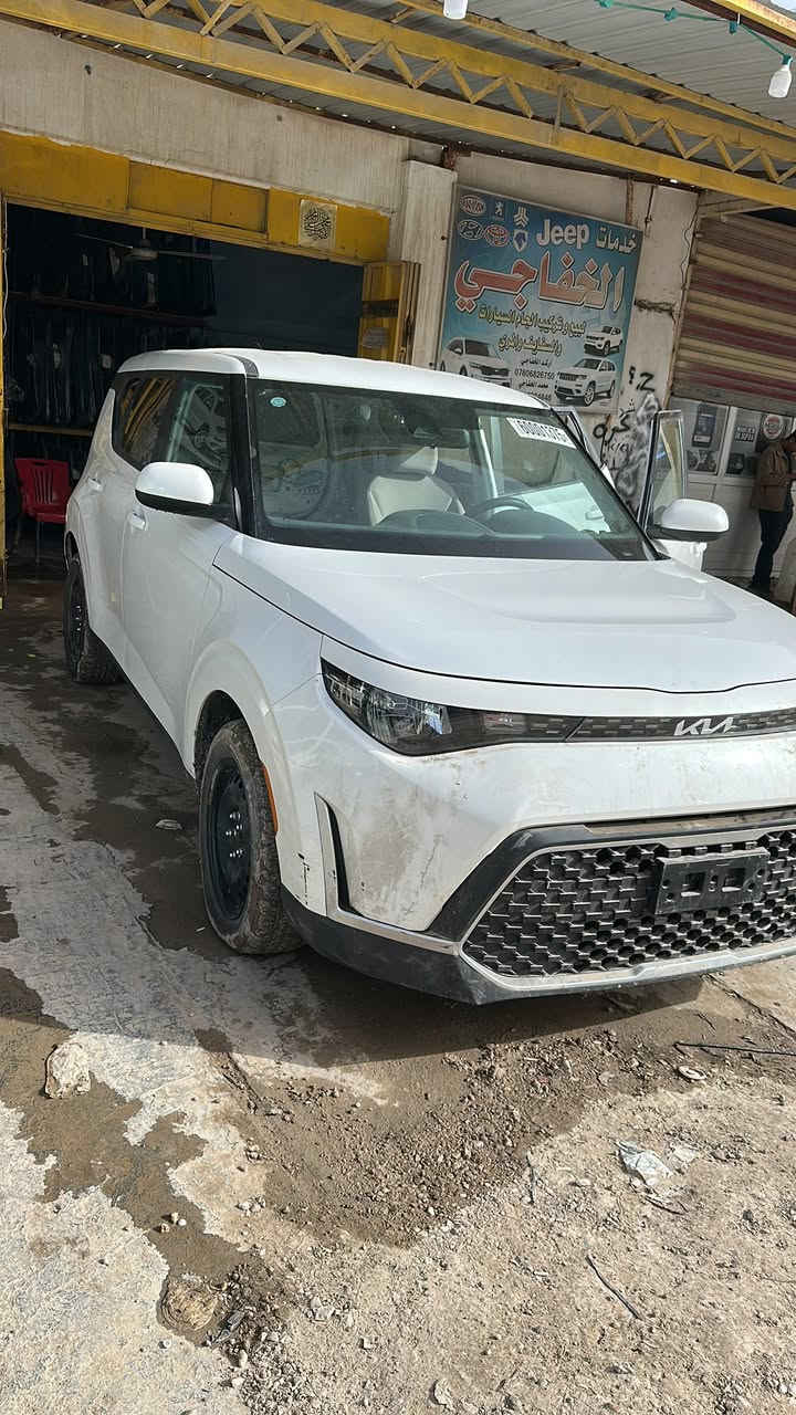 سلام عليكم 
كيا صول 2024 
قادسيه شهداء 
4 قطع صبغ 
للبيع او مراوس باقل 
ماشيه 36 
السعر 133 مجال للشراي 
اتصال ***********
