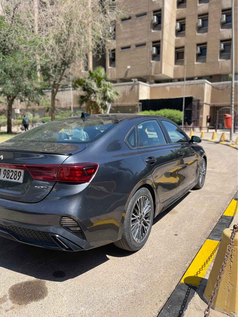 السلام عليكم

كيا فورتي ( جيتي لاين ) رقم اربيل الدولي الجديد باسمي
وارد امريكي
موديل 2023
ماشيه 58 mi 

للبيع او المراوس حسب الرغبه 
‎مواصفات السياره :- 

دخول بصمه ذكي
نظام ترحيب
تشغيل عن بعد 
بصمة ابواب
مكينه ٢٠٠٠ دوش 
شاشة كبيرة Apple Car Play
سايد بريك بصمه
اوتو هولد Auto Hold
حساس ضغط الاطارات 
 كامره دواره خلفيه 
رادار امامي 
 اشاير في المرايا+رادرات جانبية
نقطه العمياء
قيادة ذاتيه 
تحديد مسار
مثبت سرعه Cruise
توقف ذاتي
تبريد شاشة + مناخ منفصل  
كشنات جلد ( GT.LINE )
كشنات تدفئه وتبريد
اشاير بالمري 
لدترحيب 
لد امامي LED
لد خلفي LED
جنطه كهربائي 
سبايدر خلفي
اوضاع قياده Drive Mode
نظام سبورت sport
 نظام نورملNormal
نظام سمارت Smart
تحكم ستيرن جهتين  
دركة سبورت ( GT.LINE )

حادثها : جاملغ ونص بنيد بدووون دواخل ولا شواصي وايرباك ستيرن فقط 

السعر 138 وبيه مجال بسيط
رقمي *********** 
مكان سيارة : بغداد الصليخ بغداد, العراق
