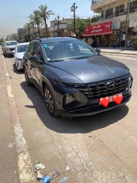توسان خليجي موديل ٢٠٢٣ ماشية ٥٣ الف رقم وهزه جديد باسمي تحويل مباشر مو...