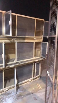 ثلاث قطع • ٢٠٠في٧٥ • مربع