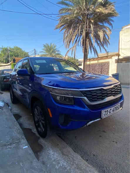 السلام عليكم عندي كيا سليتوس للبيع موديل 2022 سيارة جديدة ماشية 30 الف فقط حادث بنيد بدون دواخل وبيها بارد بالباب الخلفي صبغ فقط البنيد مواصفات 
1-شاشة جبيرة 
2-كامرة دوارة 
3-اشاير بالجاملغات 
4-نضام كار بلي ويه البلوتوث 
5-ويل كب 
6-ثلاث وضعيات قيادة 
7-مكينه 2000 دوش المرغوب 
8-رادار امامي توقف ذاتي 
9-رادارات جانبية 
وبعد بيها مواصفات مكينه وكير بلاد شرط رايدها ب 138 وماكو هيج سعر بالسوك مستعجل ع البيع مكان السيارة بغداد الطوبجي للاستفسار الاتصال *********** بغداد
