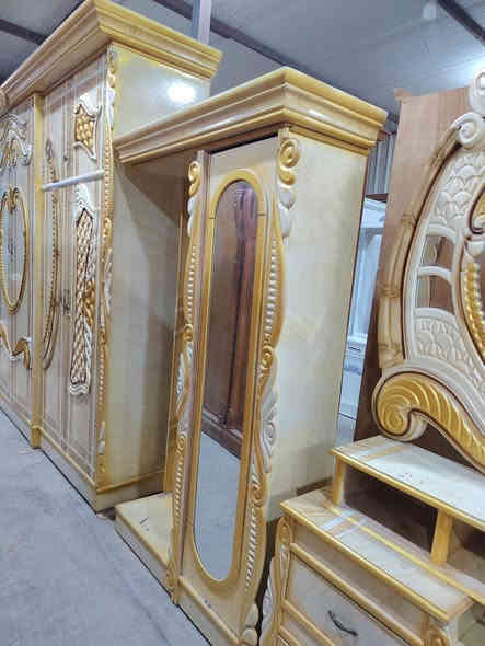 يالله
غرفه نوم ام السته موديل حديث نضيفه جدآ
السعر ٨٥٠ وبيهه مجال
العنوان النجف حولي مقابل شارع عشرين ***********واتس او الاتصال على الرقم
