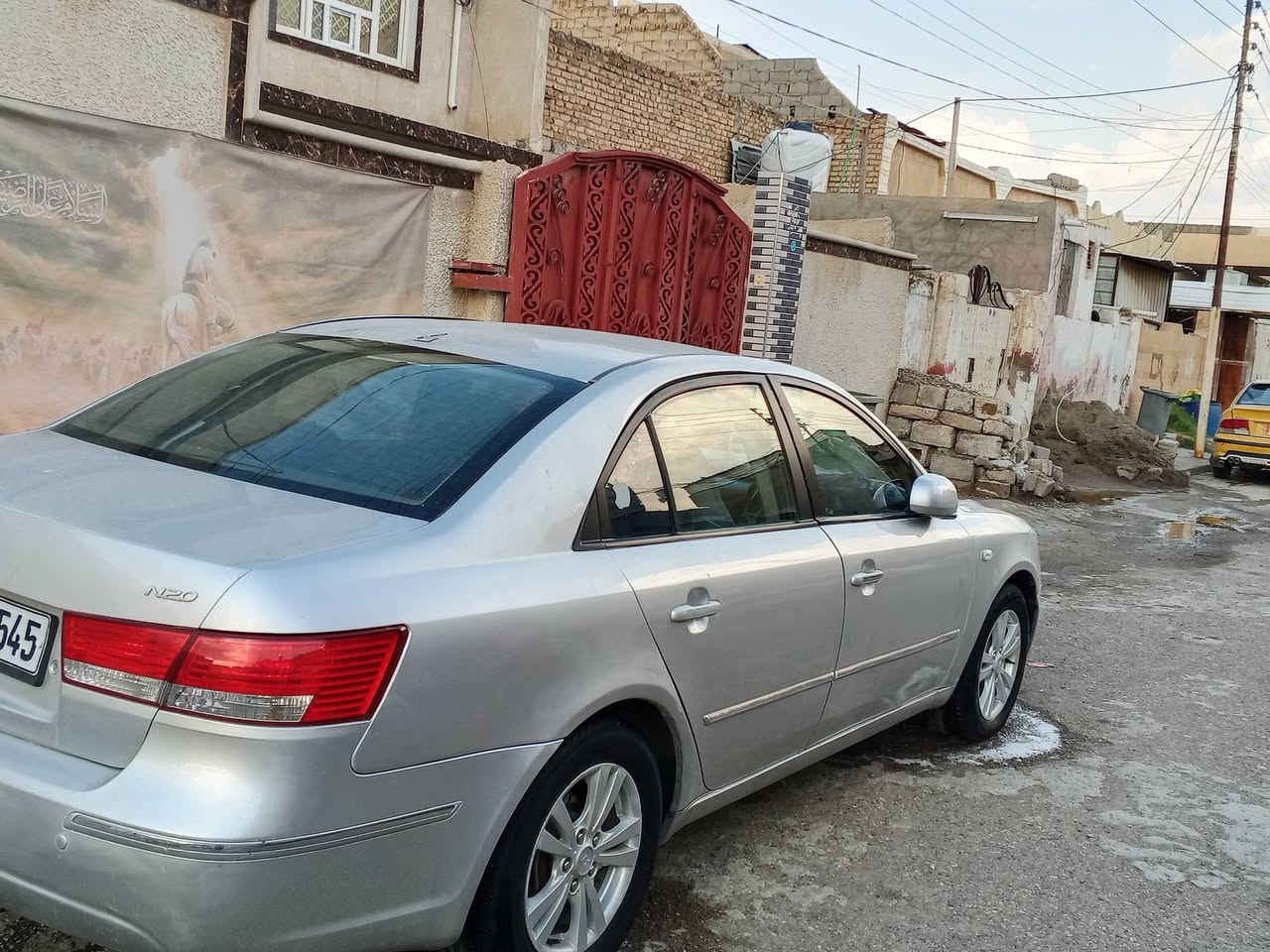 السلام عليكم 
سوناتا مديل 11 للبيع أدوات كير ومكينه وتبريد وتتفئه مكفوله تخم تاير جديد سيارة جاهزة وخير من الله مكاني بلد 
***********
