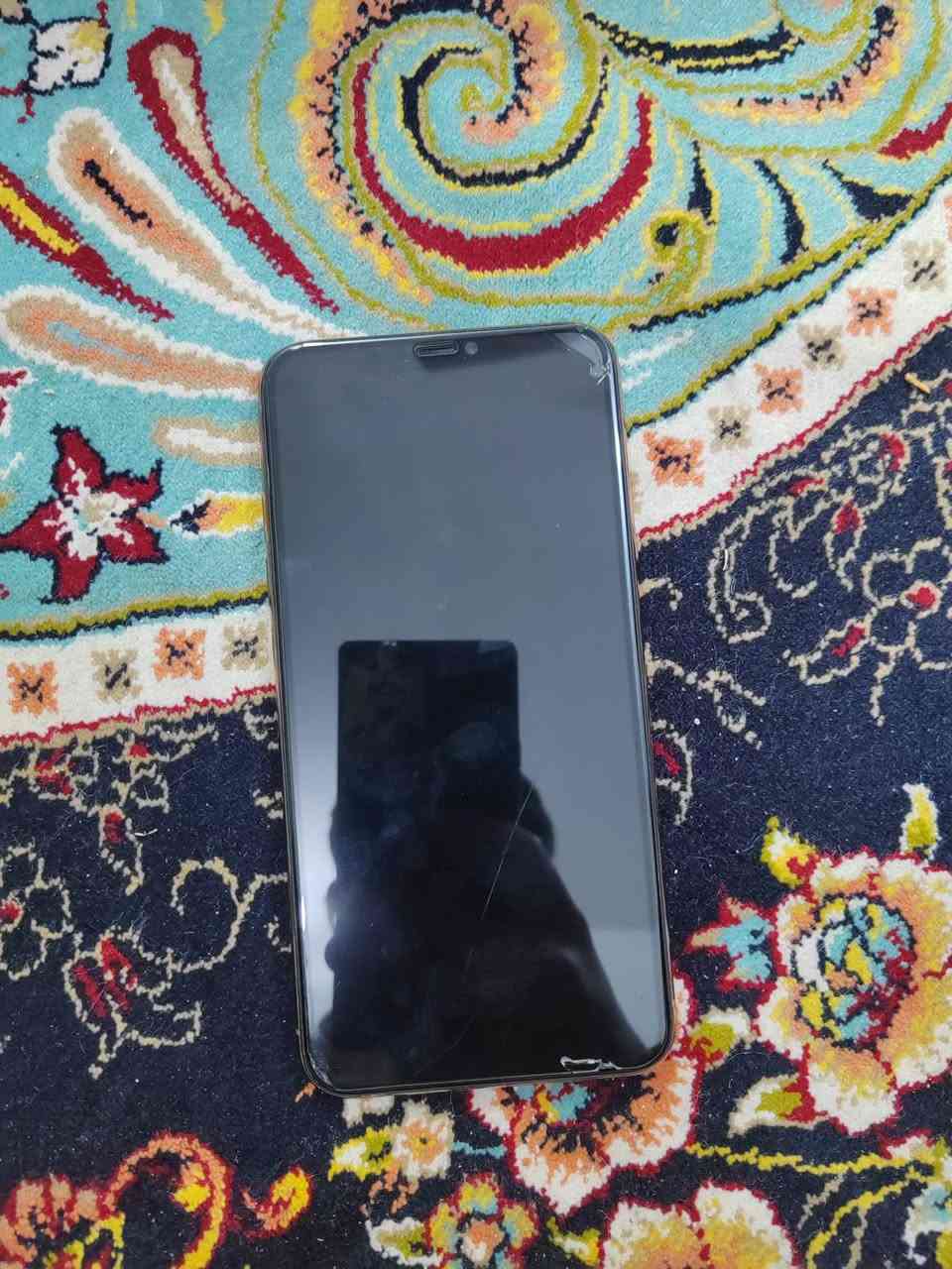 يا الله سلام عليكم جهاز ايفون 11برو ماكس الجهاز نضيف مبدل شاشه وبي ضربه بل ضهر كلشي شغال الجهاز ذاكرته 512 وبطاريته 53بلاديه الجهاز والله ميصرف شحن والله الكامره فول ككل البرامج يشغل كل البرامج اريده مراوس بمطور ايراني او ماكس عدله  🫥هاذ رقم التواصل واتساب شنو عندك نزل ***********
