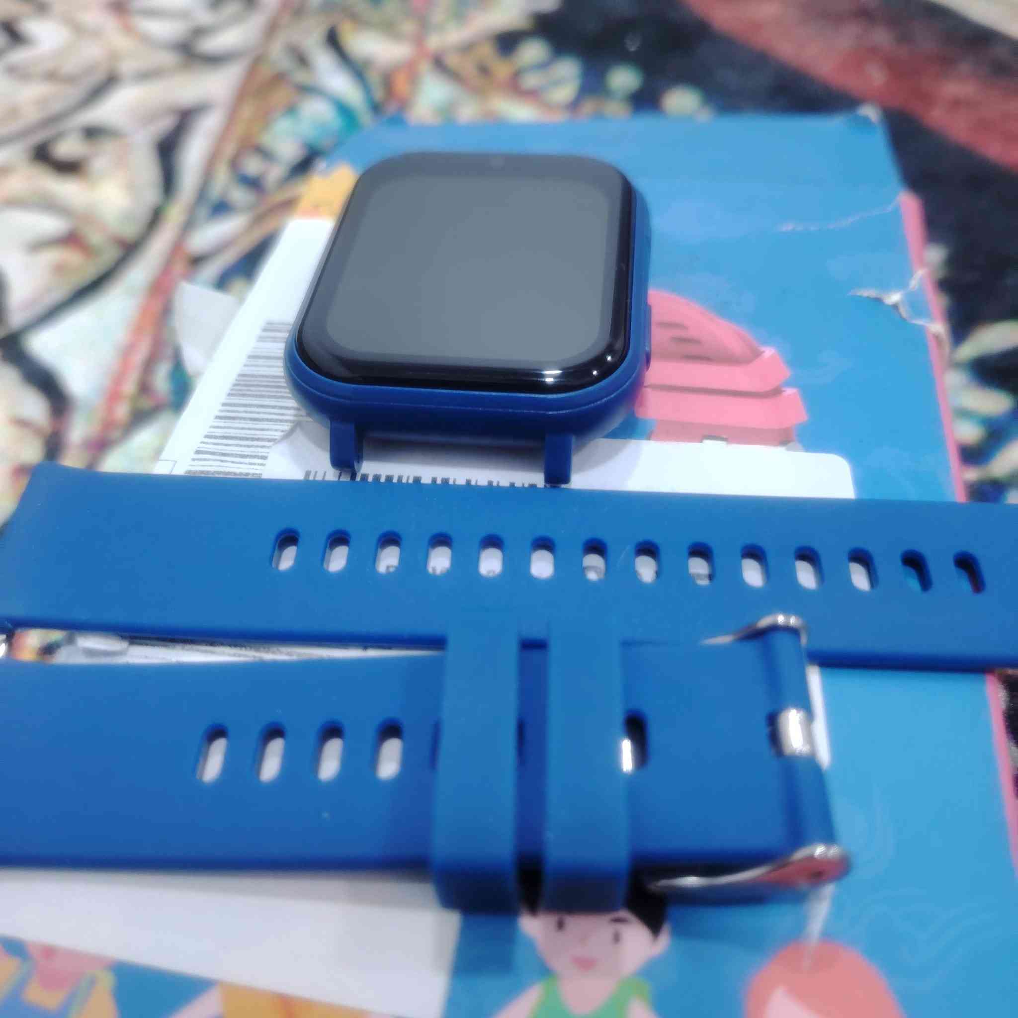 ١٢ الف ع اول تم 
ساعة ذكية للأطفال  4G لتحديد المواقع (GPS) ومكالمات الفيديو،. 

تتبع الموقع: نظام تحديد المواقع العالمي (GPS) لمراقبة موقع طفلك لحظياً.

الاتصال: دعم كامل لاتصال 4G للمكالمات الصوتية والفيديو والدردشة الصوتية.

الأمان: زر SOS للطوارئ لطلب المساعدة بسرعة.

مميزات إضافية: مقاومة للماء (تصنيف IP68)، كاميرا، وضع المدرسة، وعداد خطوات.


**إذا كنت صاحب هذا الإعلان وتريد حذفه لأي سبب، رجاءا أرسل رسالة إلى الدعم الفني**