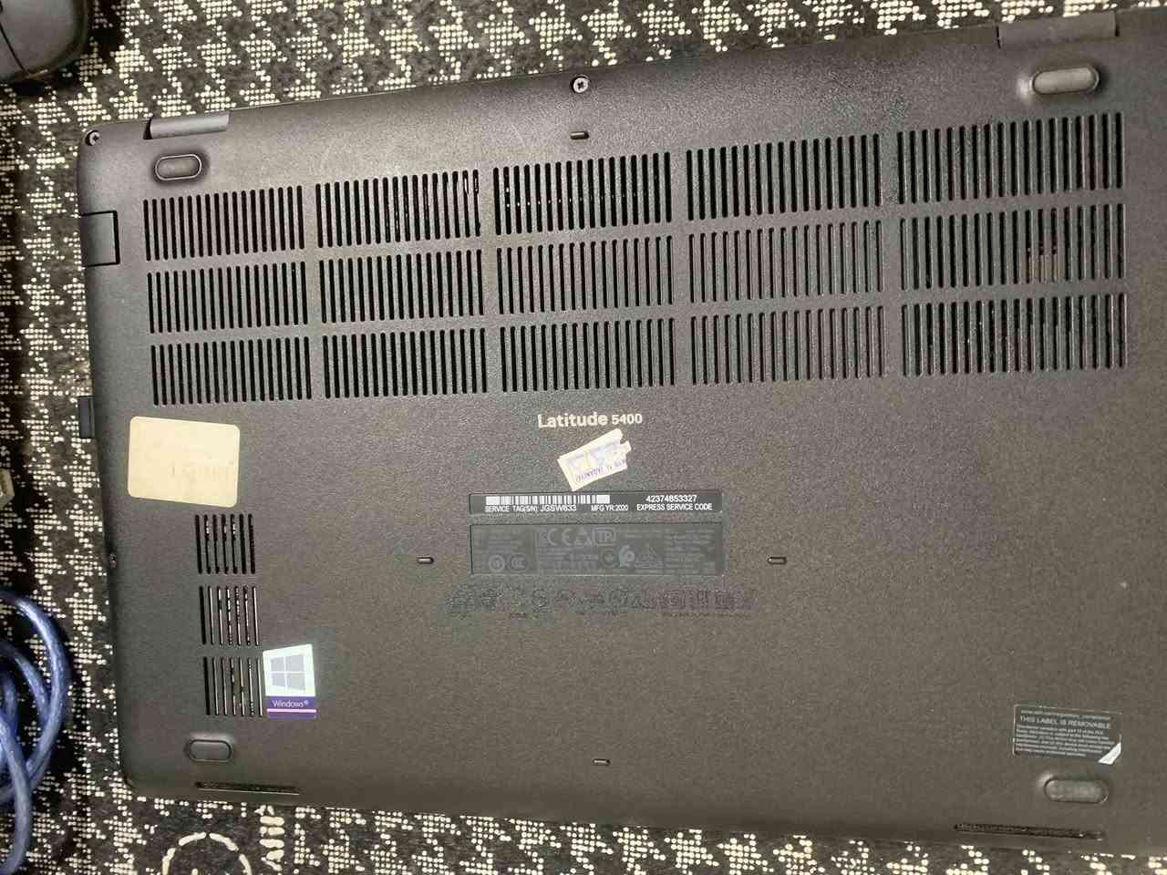 السلام عليكم من رخصة الادمن

لابتوب dell /core i5 الجيل الثامن
للبيع 
256
8

SSD

السعر 215وبي مجال قليل 
 ملحقات شاحنه وماوس شحن 

ازهيليله 
***********
