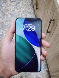 للبيع ايفون 15 برو ماكس ذاكره 256 اللون اسود نسبه البطاريه 95 جهاز نضي...